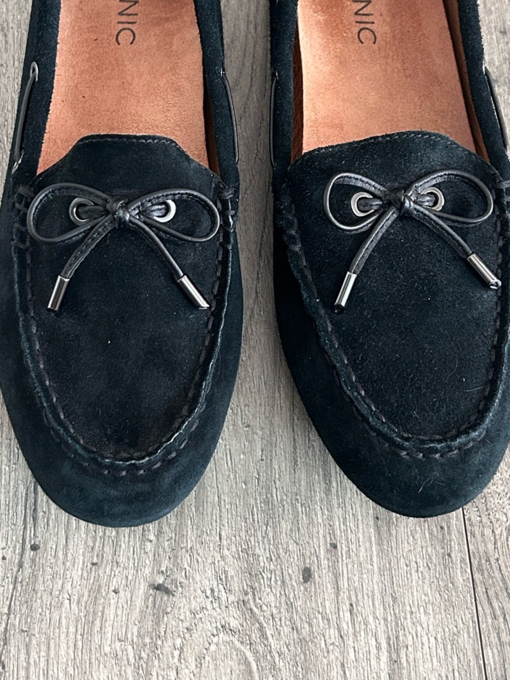 Vionic Virginia Black Suede Drivers Loafer Moccasin Size 9.5 - Picture 5 of 8